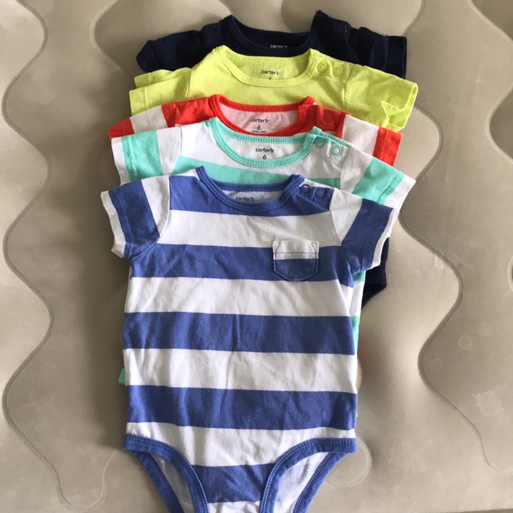 Set of 5 Carters bodysuits